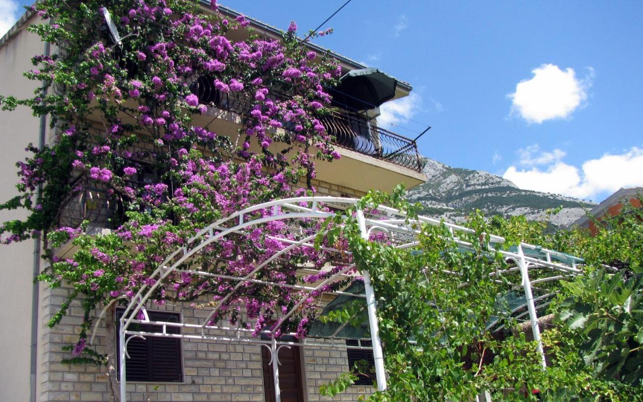 Apartment Iva With Sea View Makarska Eksteriør bilde