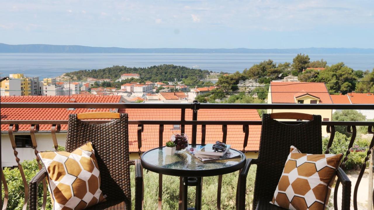 Apartment Iva With Sea View Makarska Eksteriør bilde